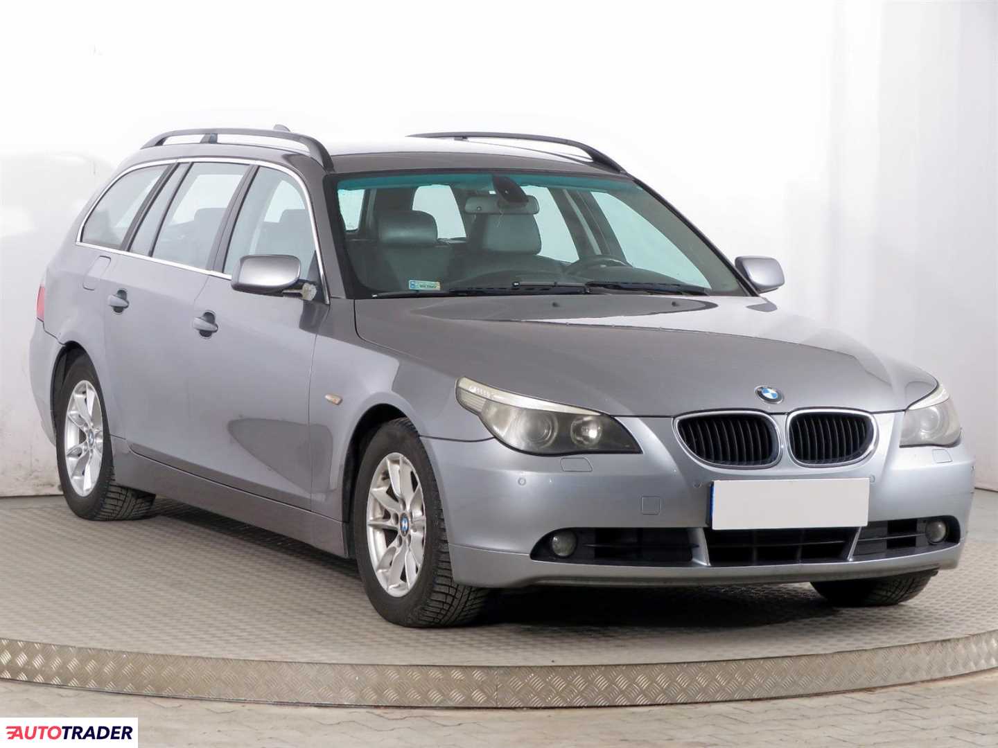 BMW 528 2005 2.5 174 KM