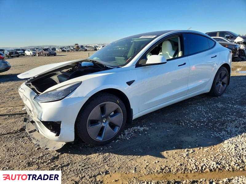 Tesla Model 3 2023