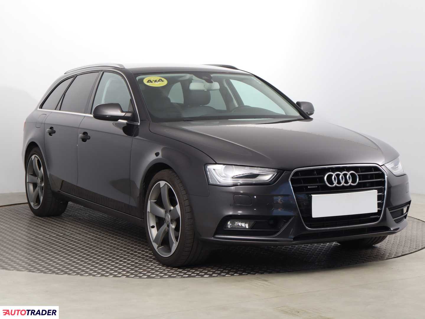 Audi A4 2013 2.0 174 KM Audi A4 2013 2.0 174 KM