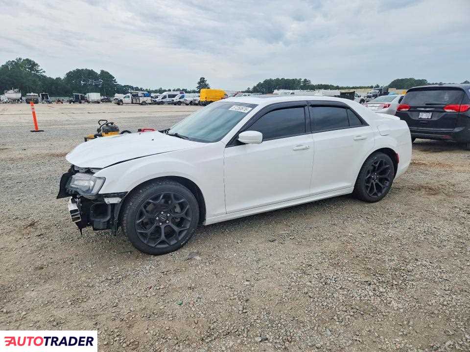 Chrysler 300C 2020 5