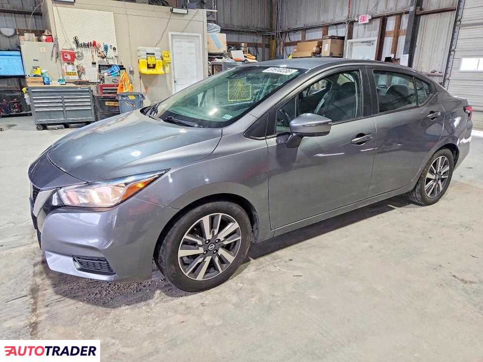 Nissan Versa 2020 1