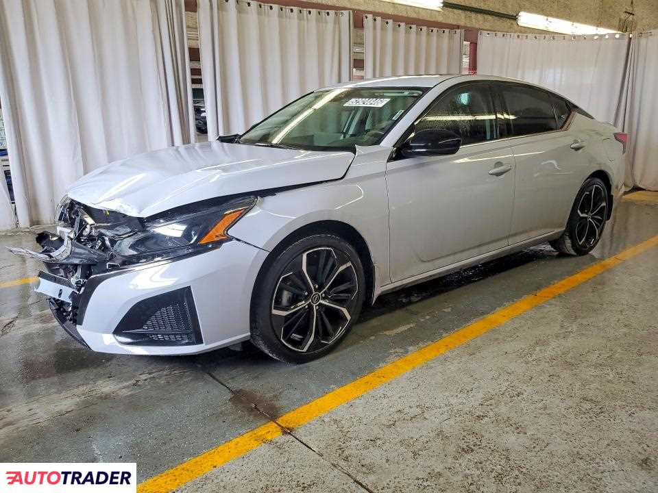 Nissan Altima 2023 2