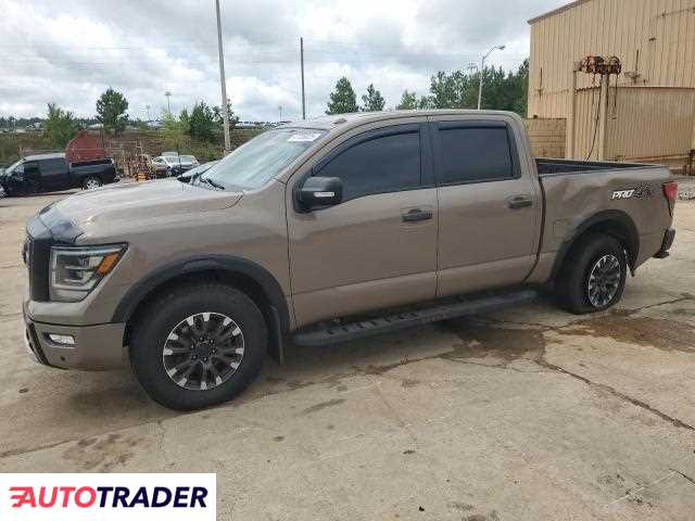 Nissan Titan 2021 5