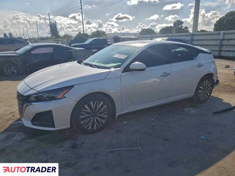 Nissan Altima 2023 2