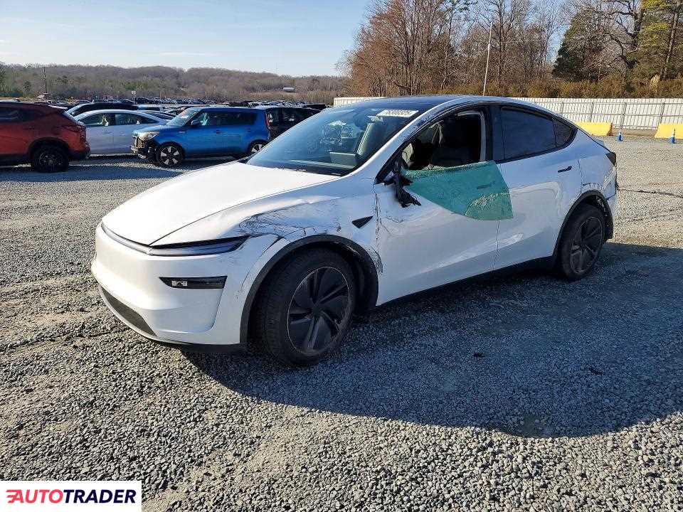 Tesla Model Y 2026