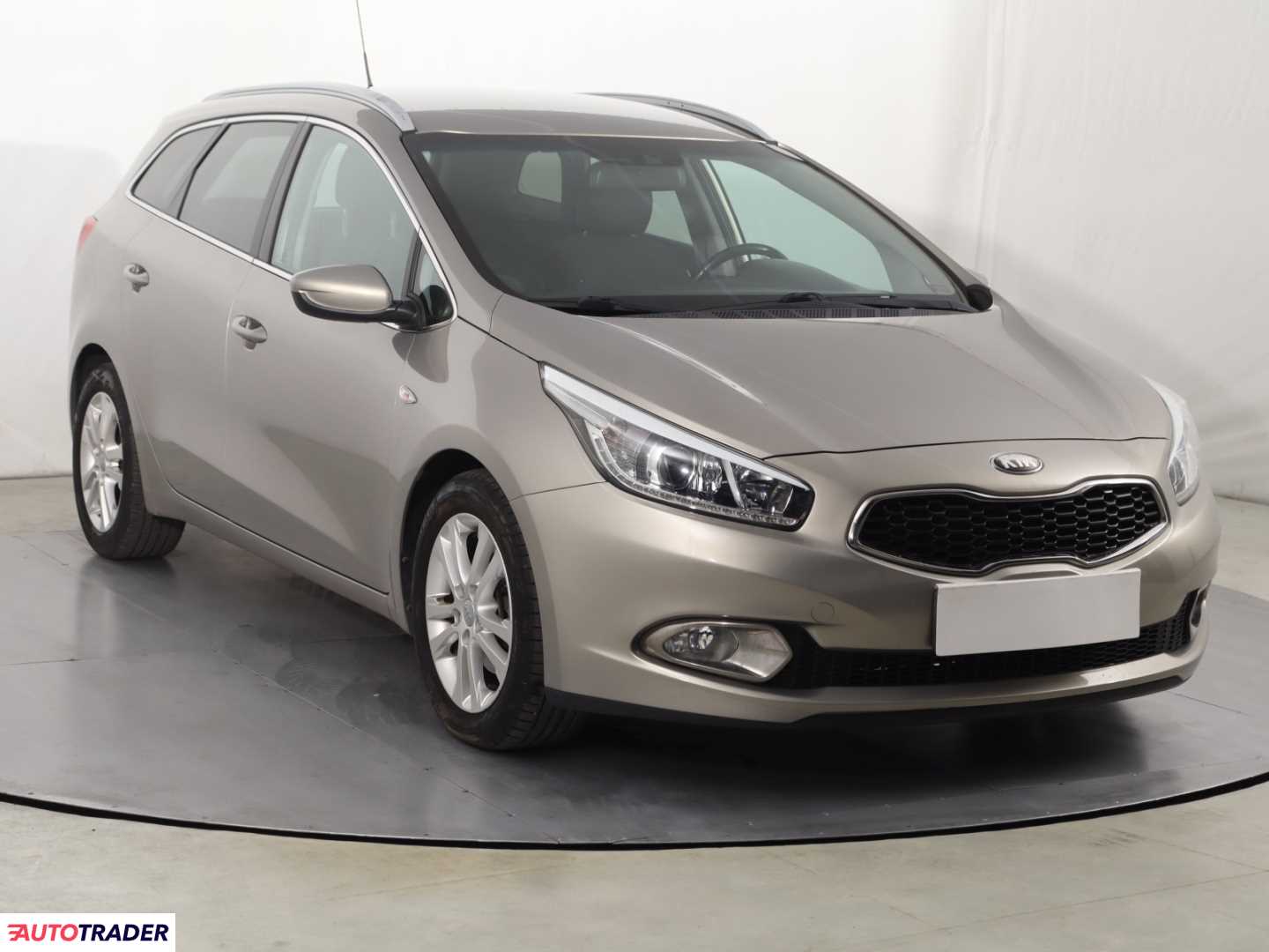 Kia Ceed 2013 1.6 132 KM