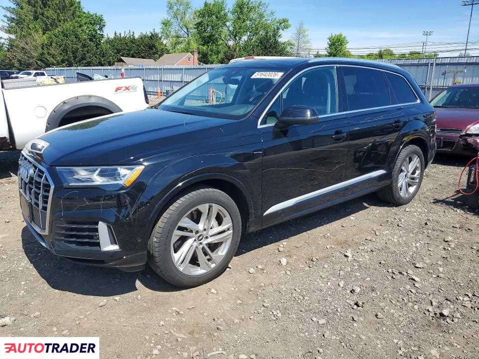Audi Q7 2021 3