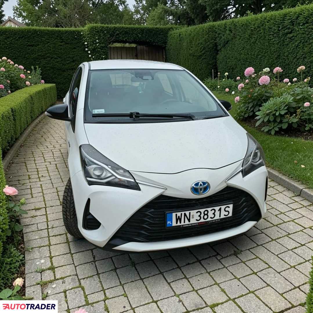 Toyota Yaris 2017 1.5 100 KM