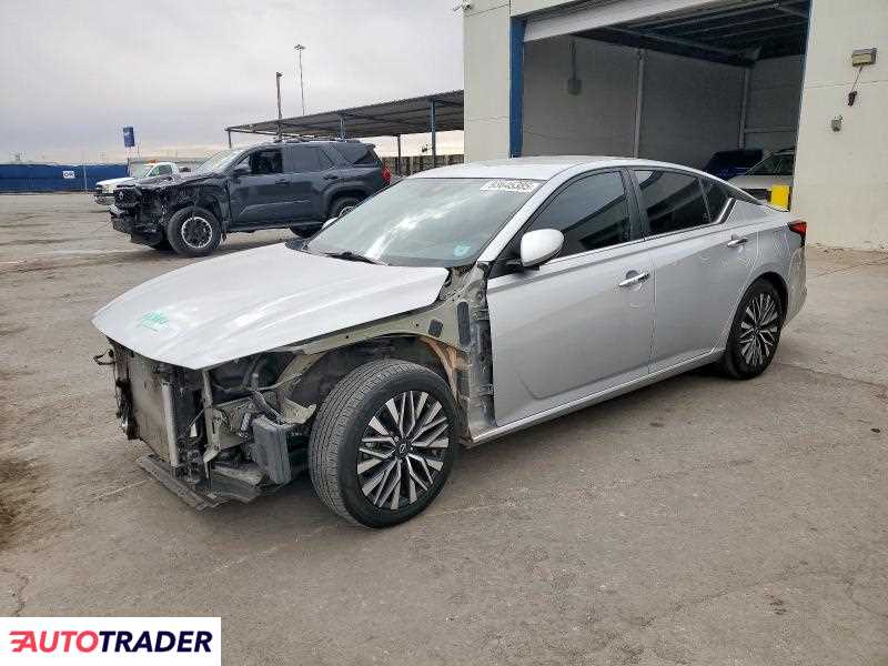 Nissan Altima 2023 2