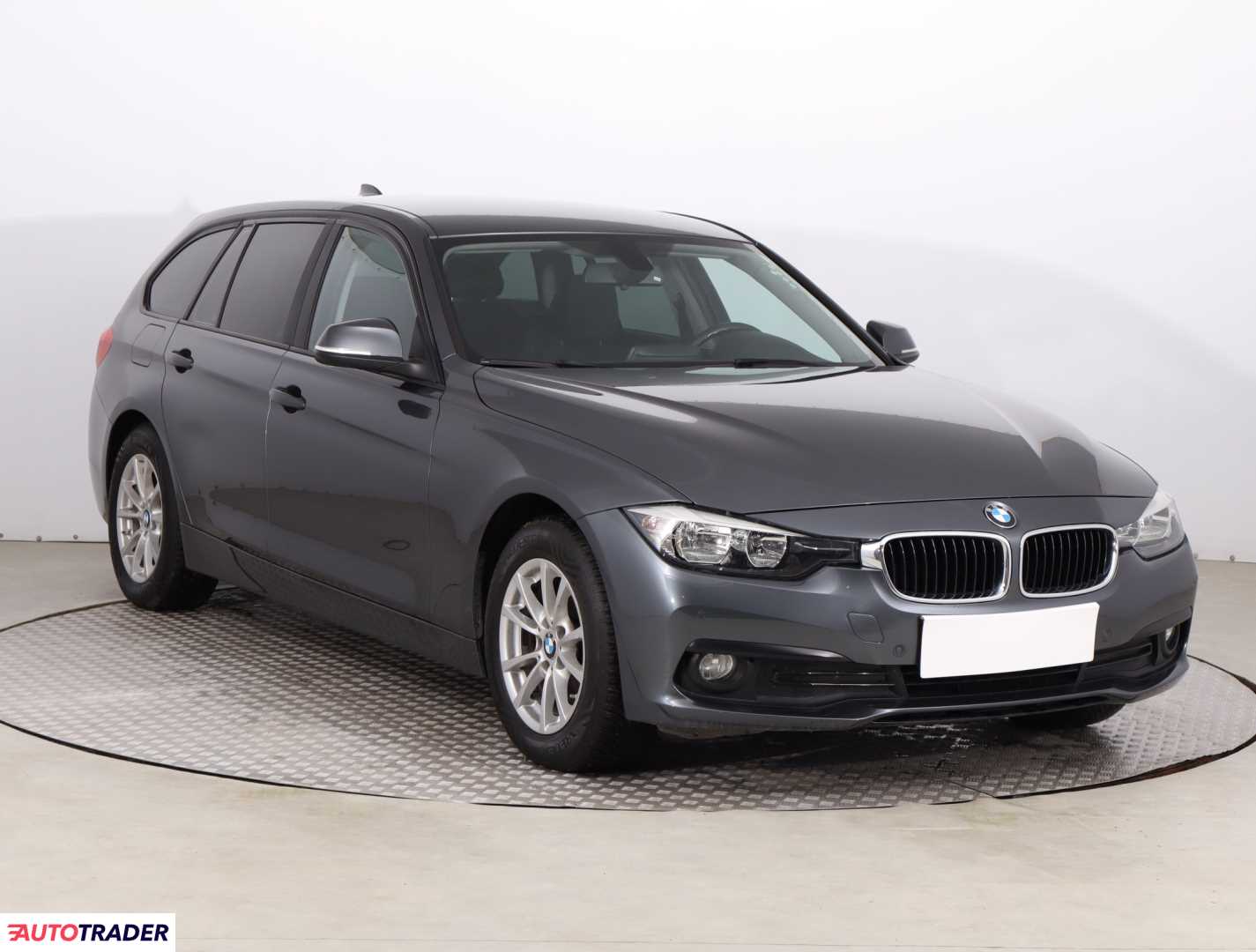 BMW 318 2015 2.0 147 KM BMW 318 2015 2.0 147 KM