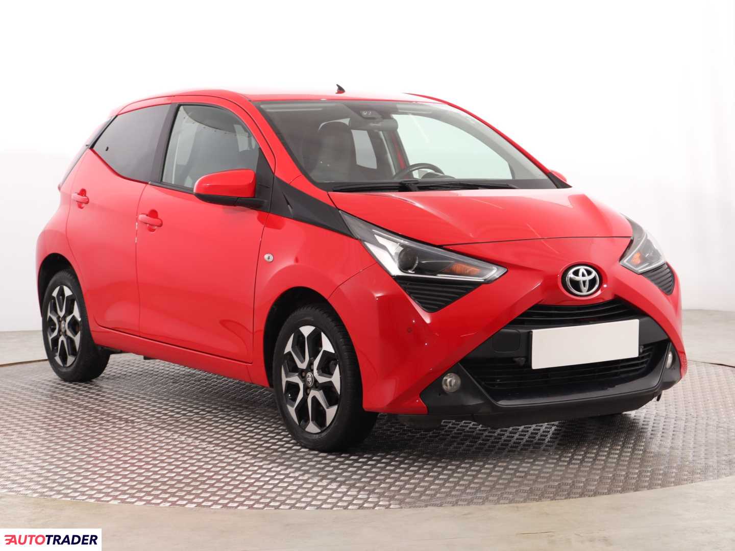 Toyota Aygo 1.0 71 KM 2019r. (Piaseczno)