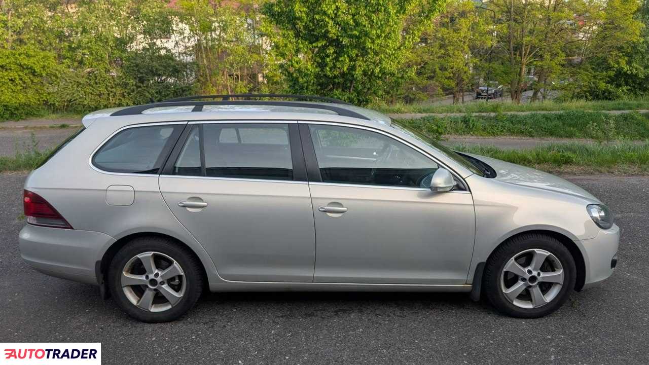 Volkswagen Golf 2011 1.4 122 KM