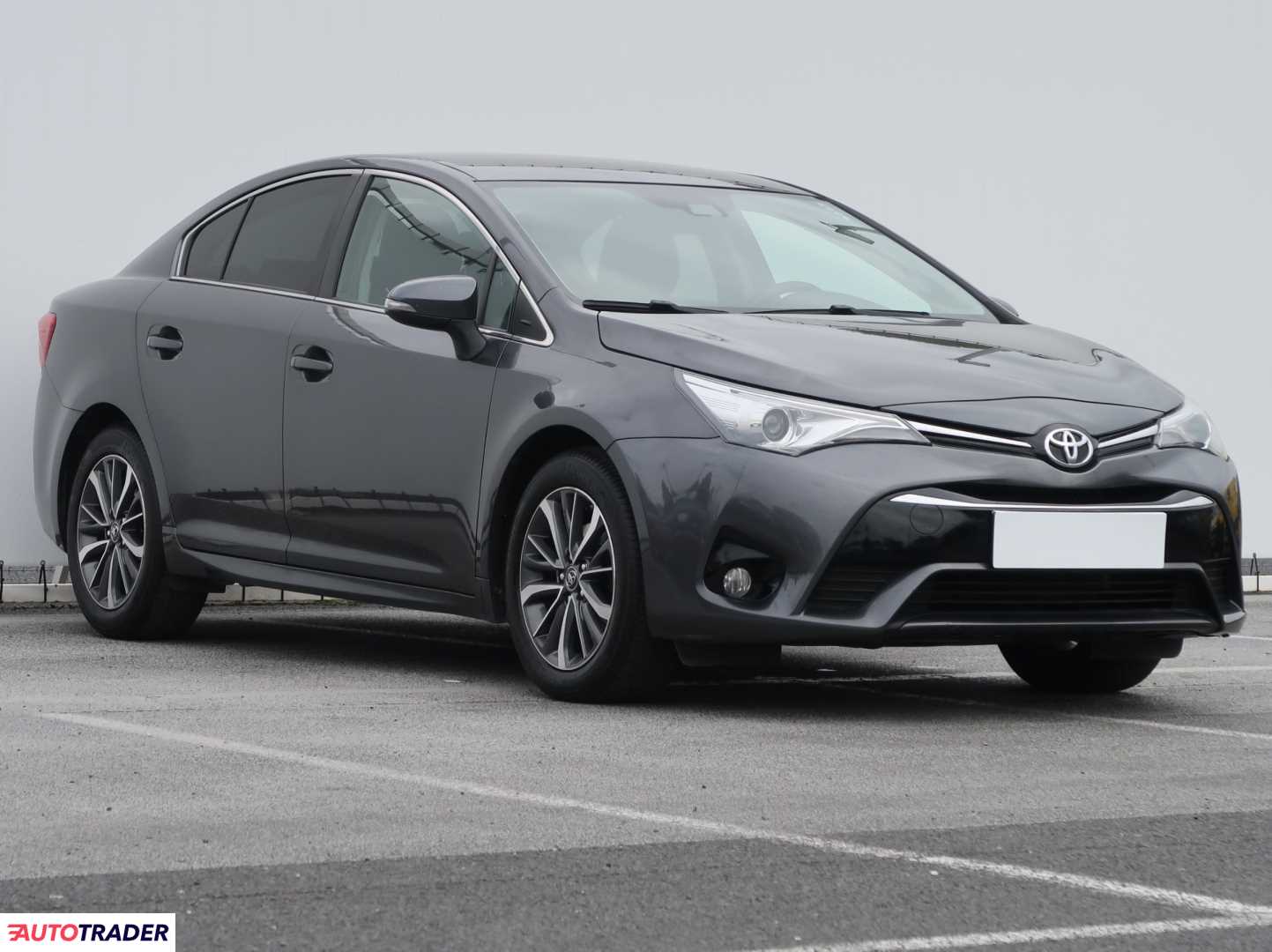 Toyota Avensis 2016 1.8 144 KM