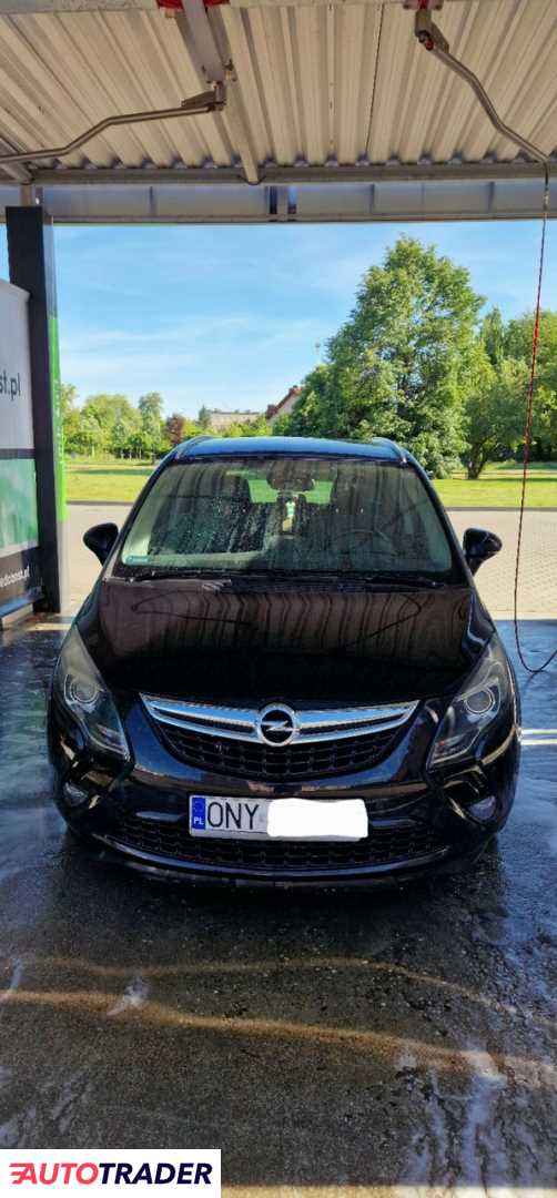 Opel Zafira 2014 1.6 136 KM