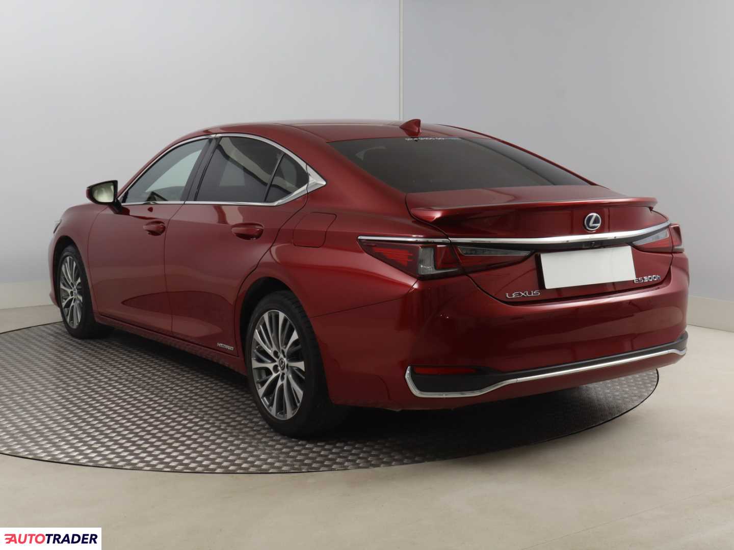 Lexus ES 2021 2.5 214 KM