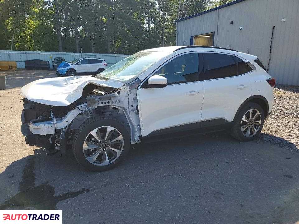 Ford Escape 2024 2