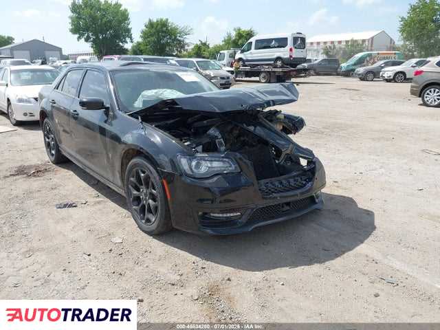 Chrysler 300C 2022 3