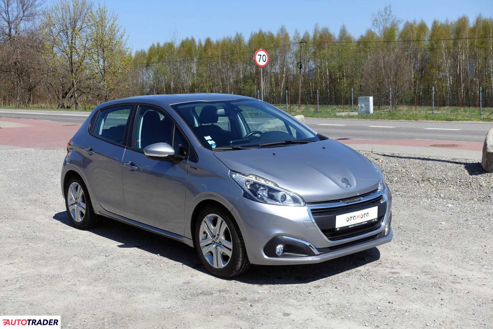 Peugeot 208 2018 1.2 83 KM