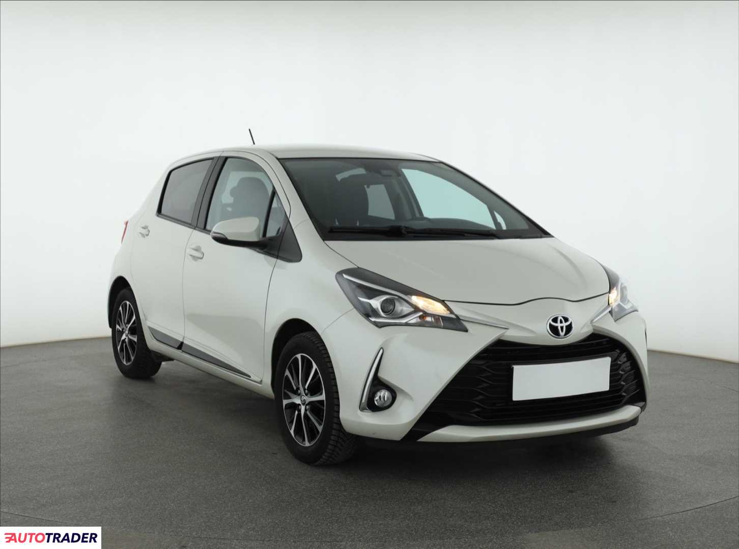 Toyota Yaris 2018 1.5 109 KM
