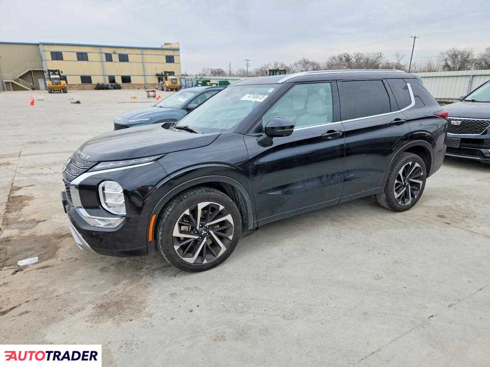 Mitsubishi Outlander 2023 2