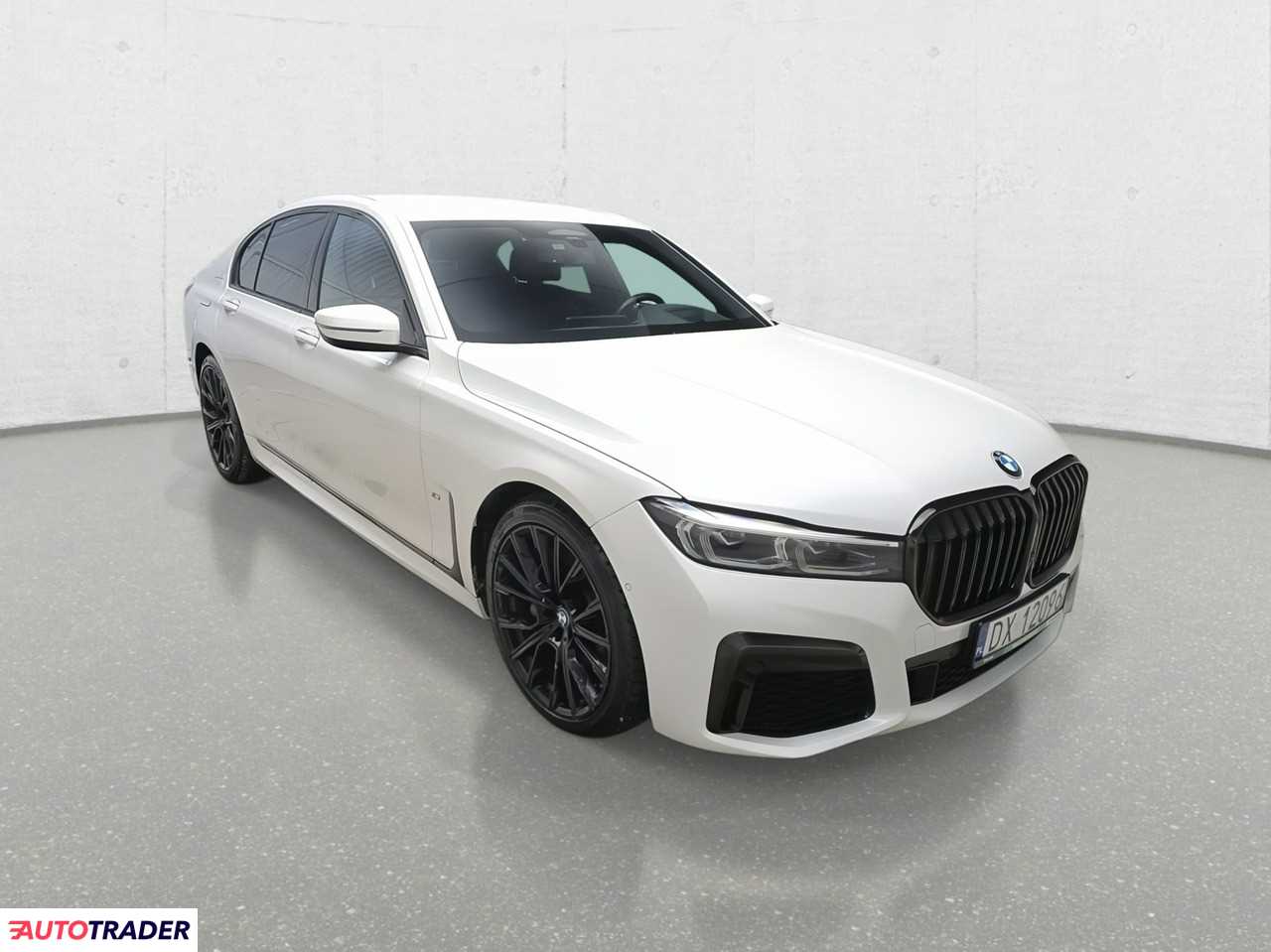 BMW 730 2021 3.0 286 KM
