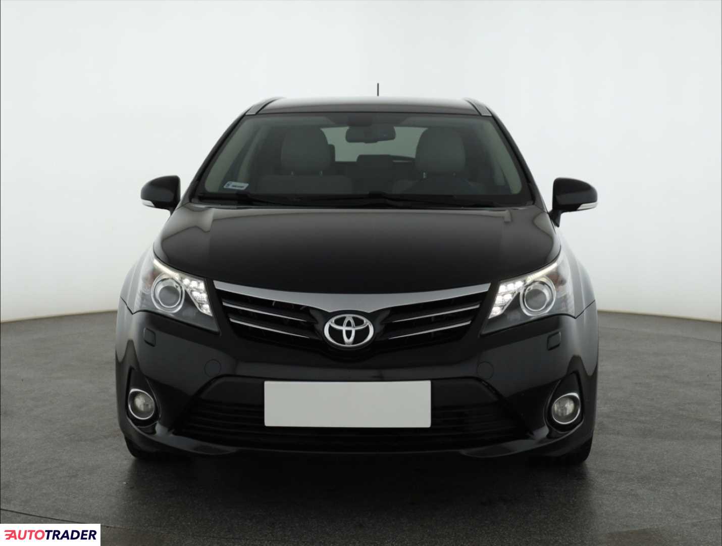 Toyota Avensis 2013 2.2 147 KM