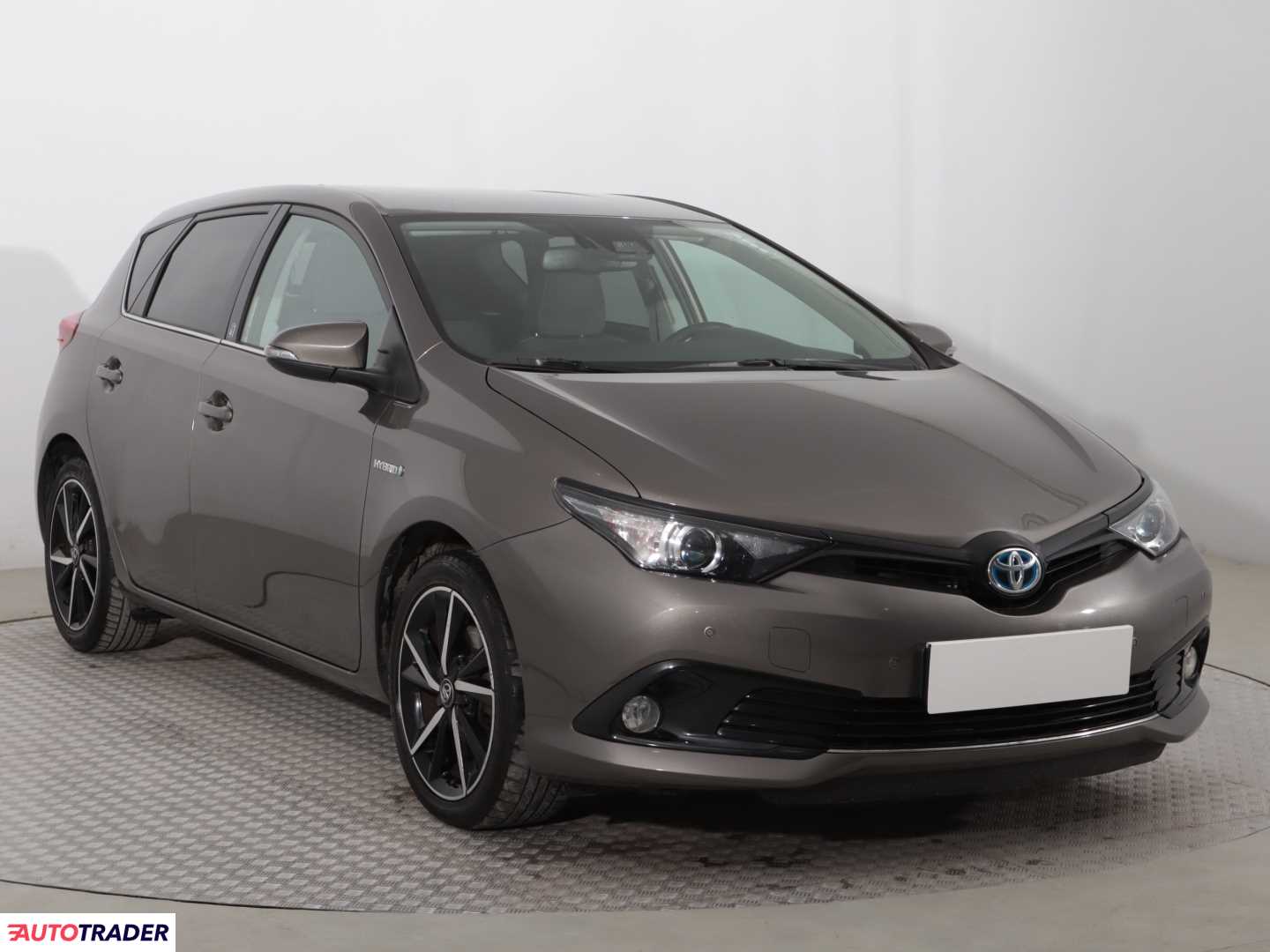 Toyota Auris 2017 1.8 134 KM Toyota Auris 2017 1.8 134 KM