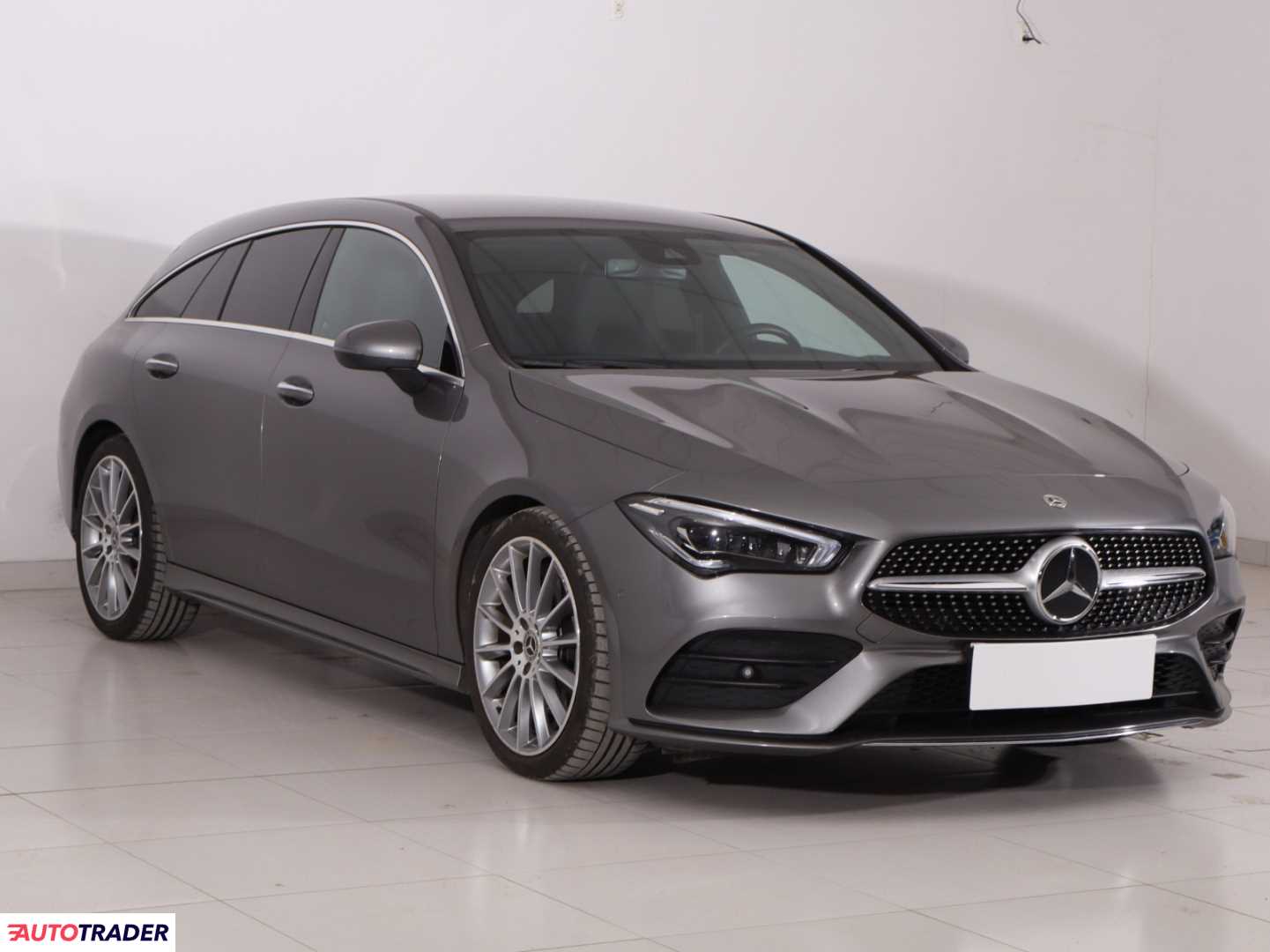 Mercedes Pozostałe 2022 1.3 160 KM