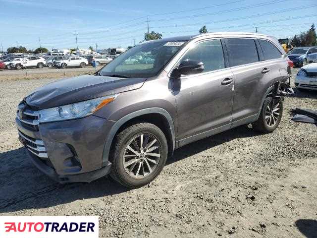 Toyota Highlander 3.0 benzyna 2019r. (EUGENE)