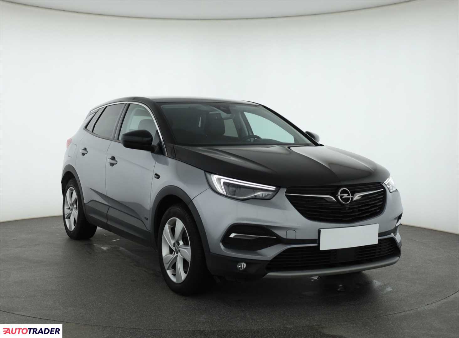 Opel Grandland 2021 1.6 296 KM