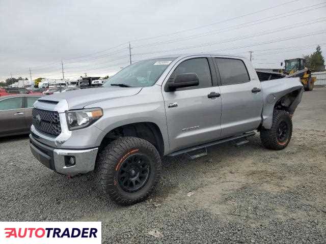 Toyota Tundra 5.0 benzyna 2021r. (EUGENE)