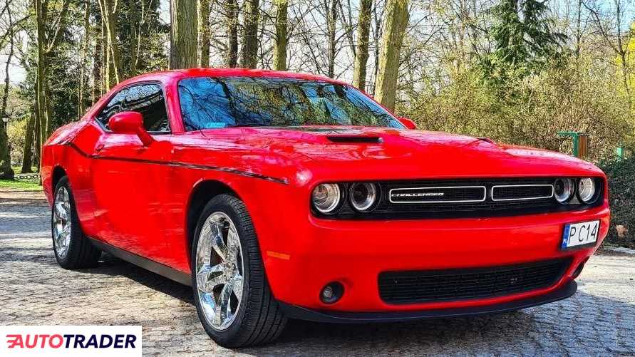 Dodge Challenger 2015 3.6 310 KM Dodge Challenger 2015 3.6 310 KM