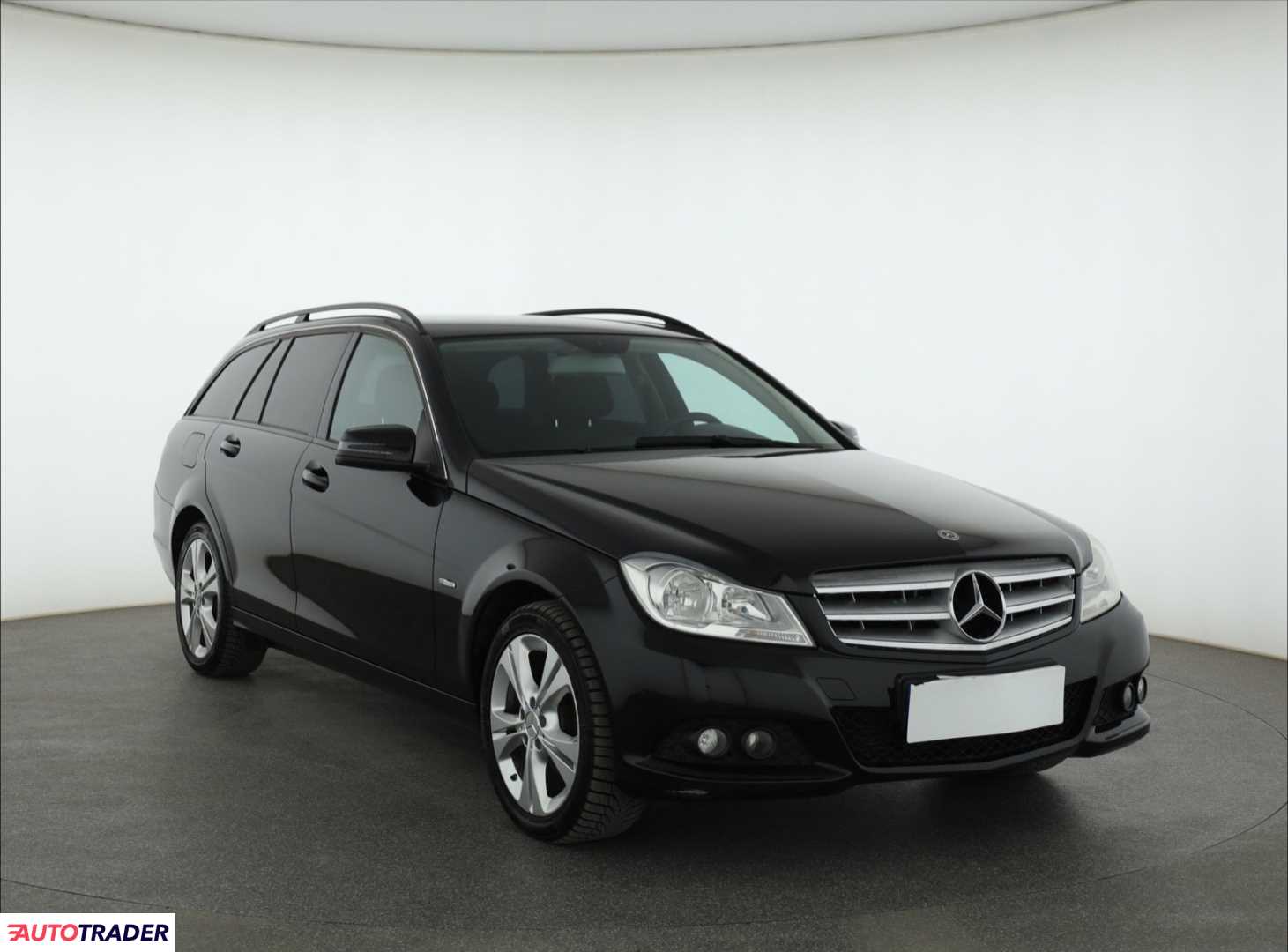 Mercedes C-klasa 2012 1.8 154 KM