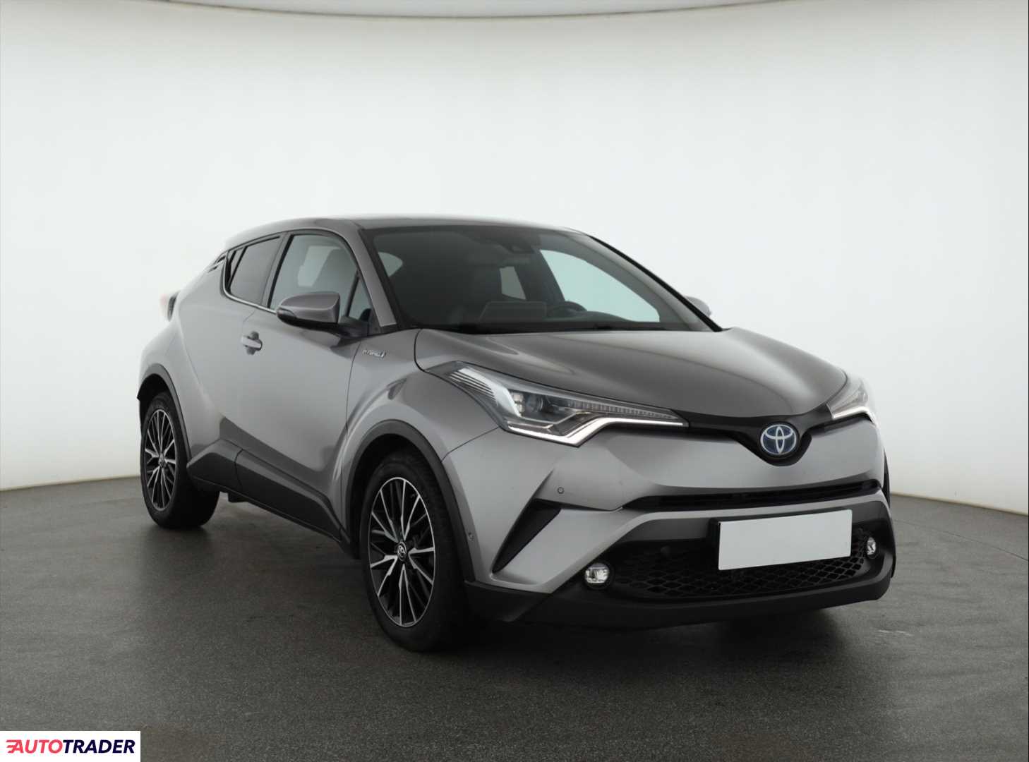 Toyota C-HR 2017 1.8 120 KM