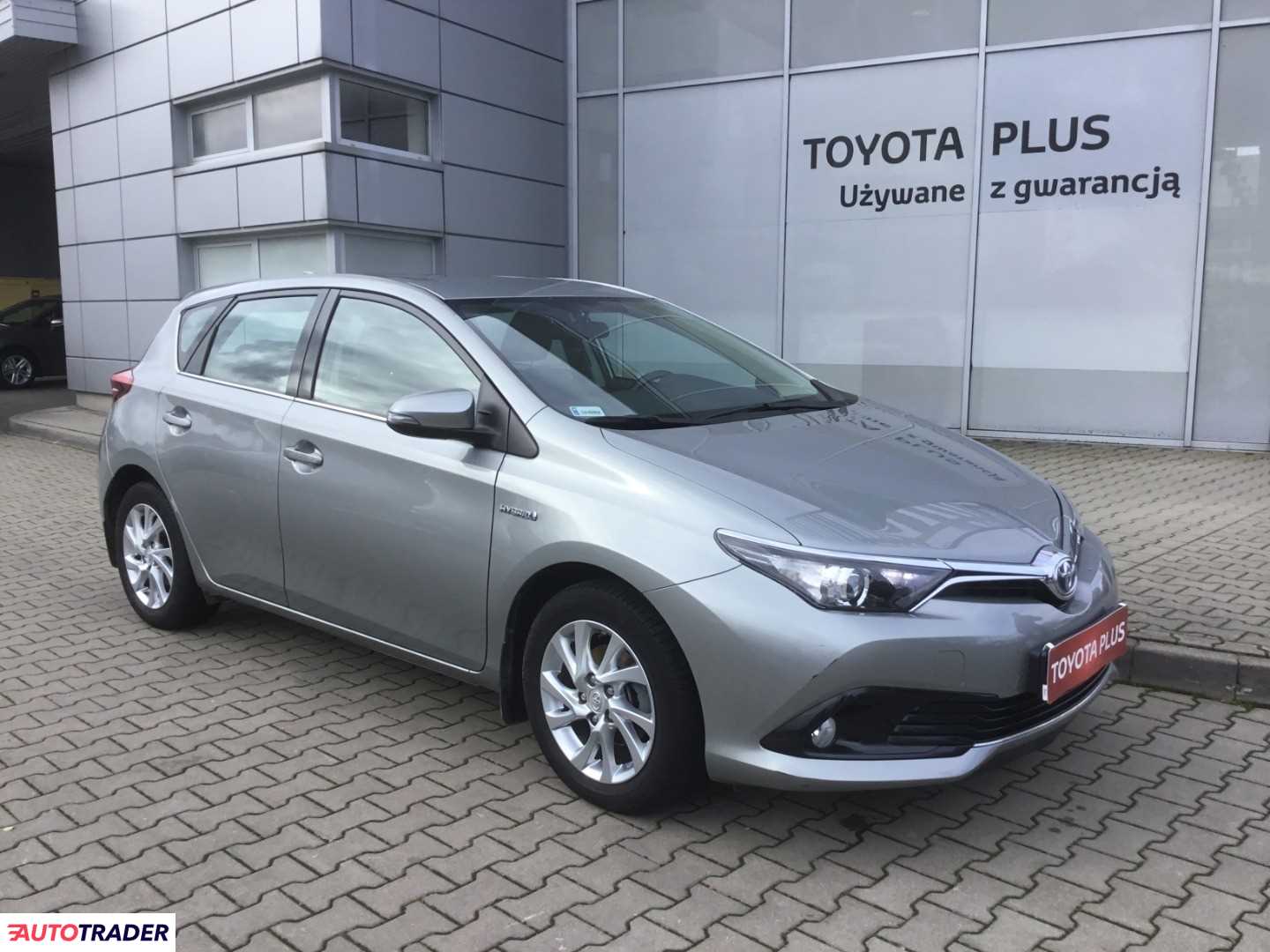 Toyota Auris 2015 1.8 99 KM Toyota Auris 2015 1.8 99 KM