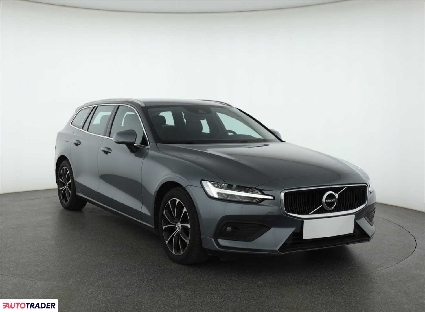 Volvo V60 2020 2.0 147 KM