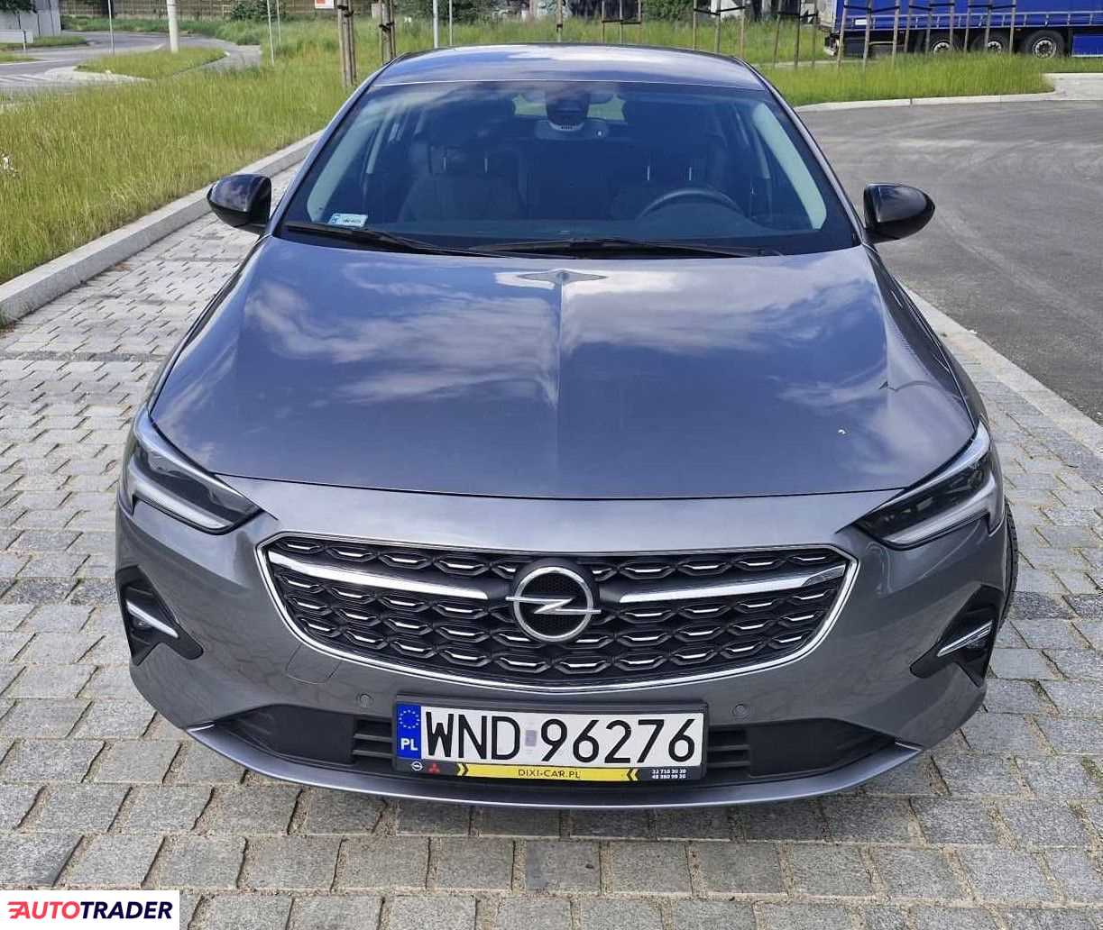 Opel Insignia 2021 1.5 122 KM