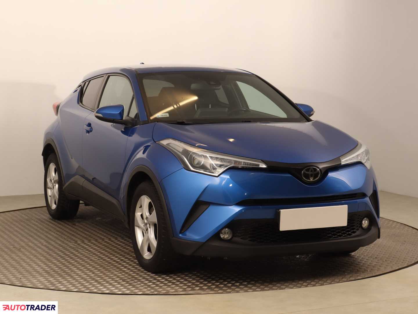 Toyota C-HR 2018 1.2 113 KM