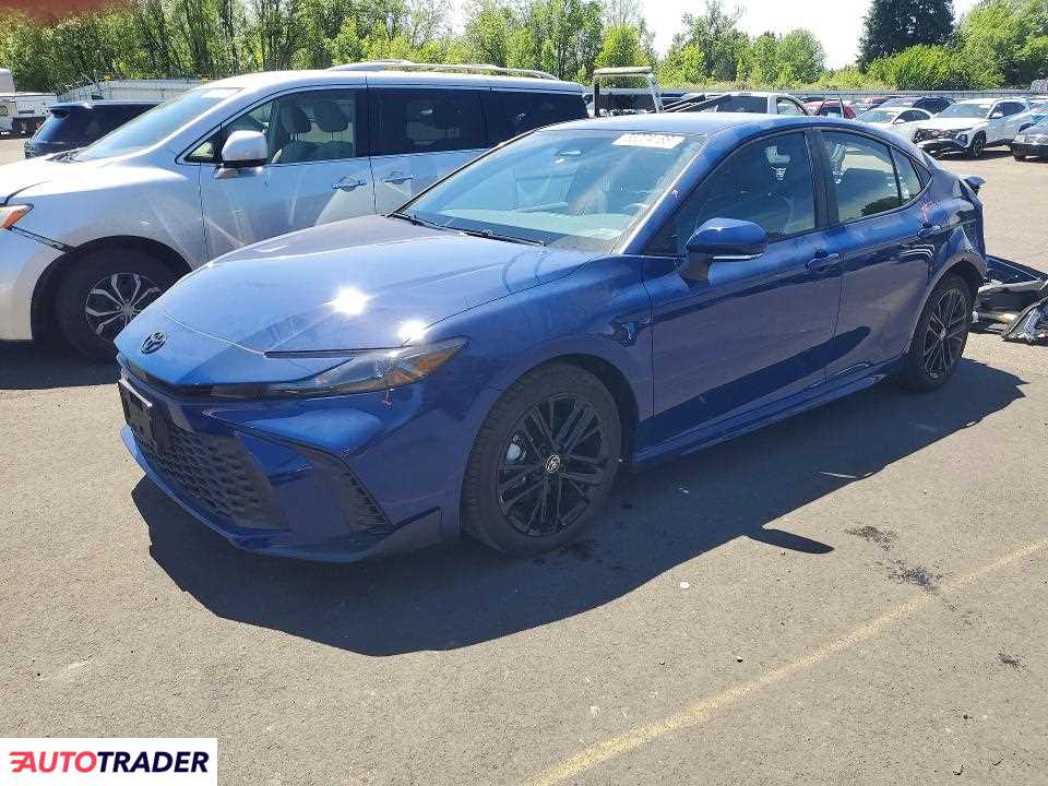 Toyota Camry 2025 2