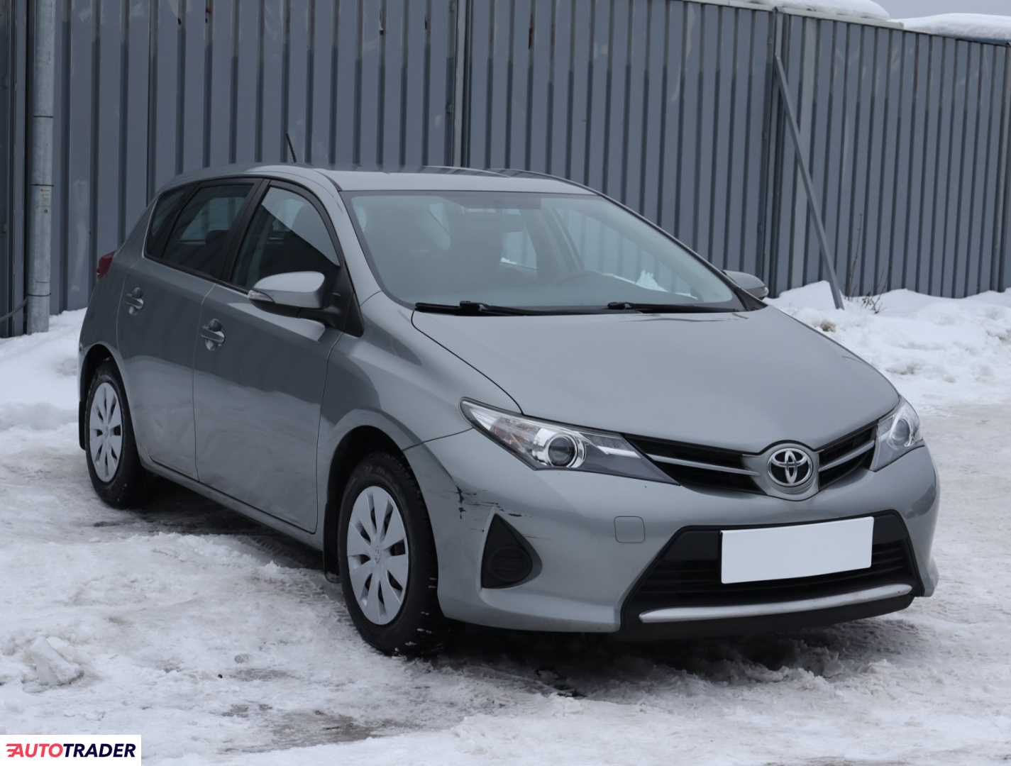 Toyota Auris 2014 1.3 97 KM
