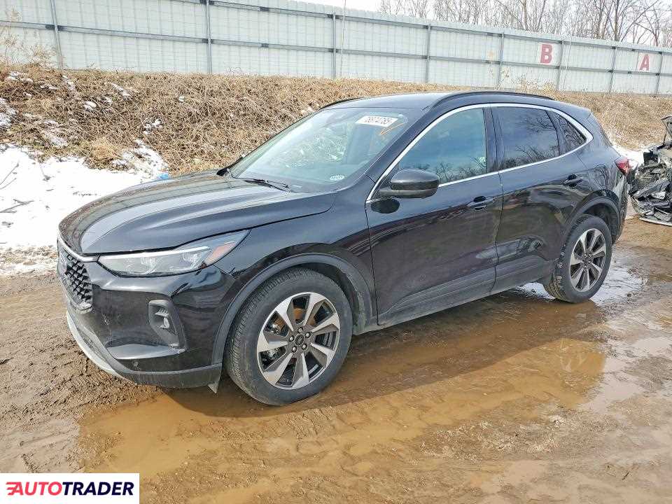 Ford Escape 2024 2