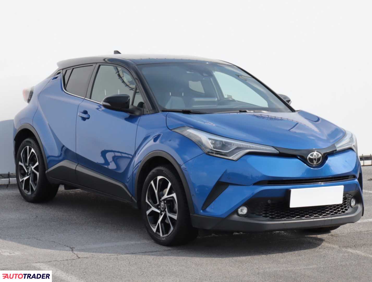 Toyota C-HR 2017 1.2 113 KM