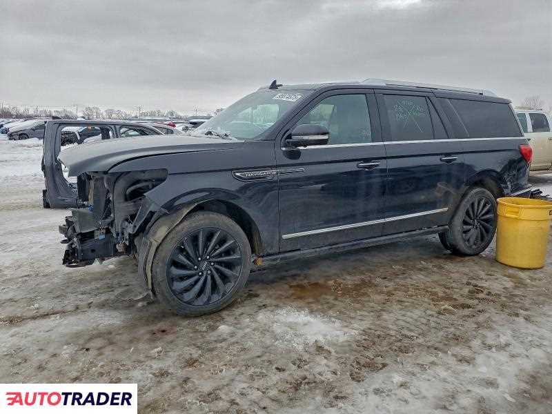 Lincoln Navigator 2020 3