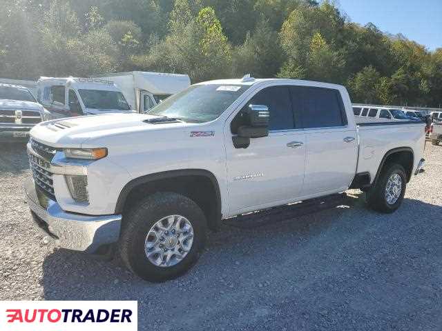 Chevrolet Silverado 2022 6