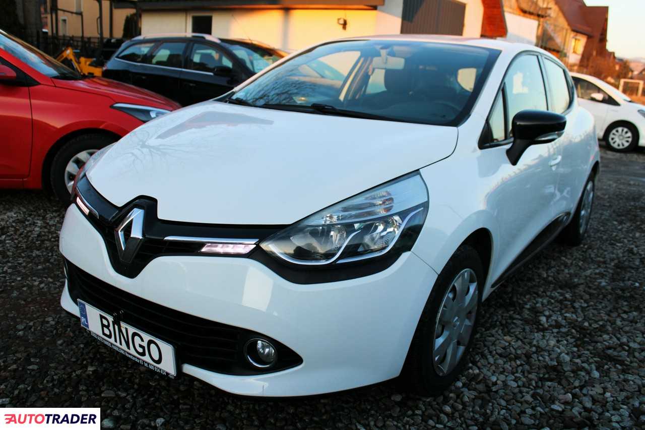 Renault Clio 2014 0.9 90 KM