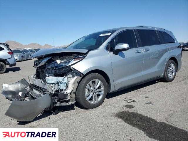 Toyota Sienna 2.0 hybrydowy 2021r. (NORTH LAS VEGAS)