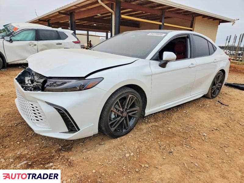 Toyota Camry 2025 2