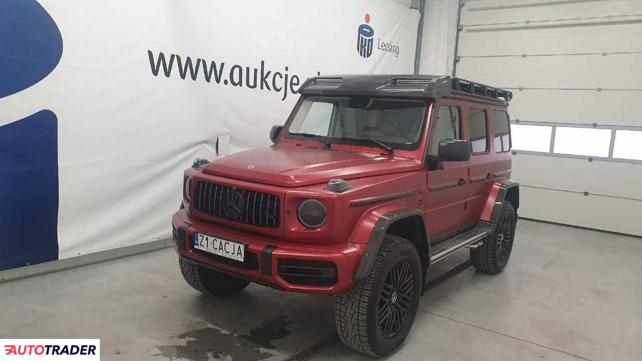 Mercedes G-klasa 2023 4.0 585 KM