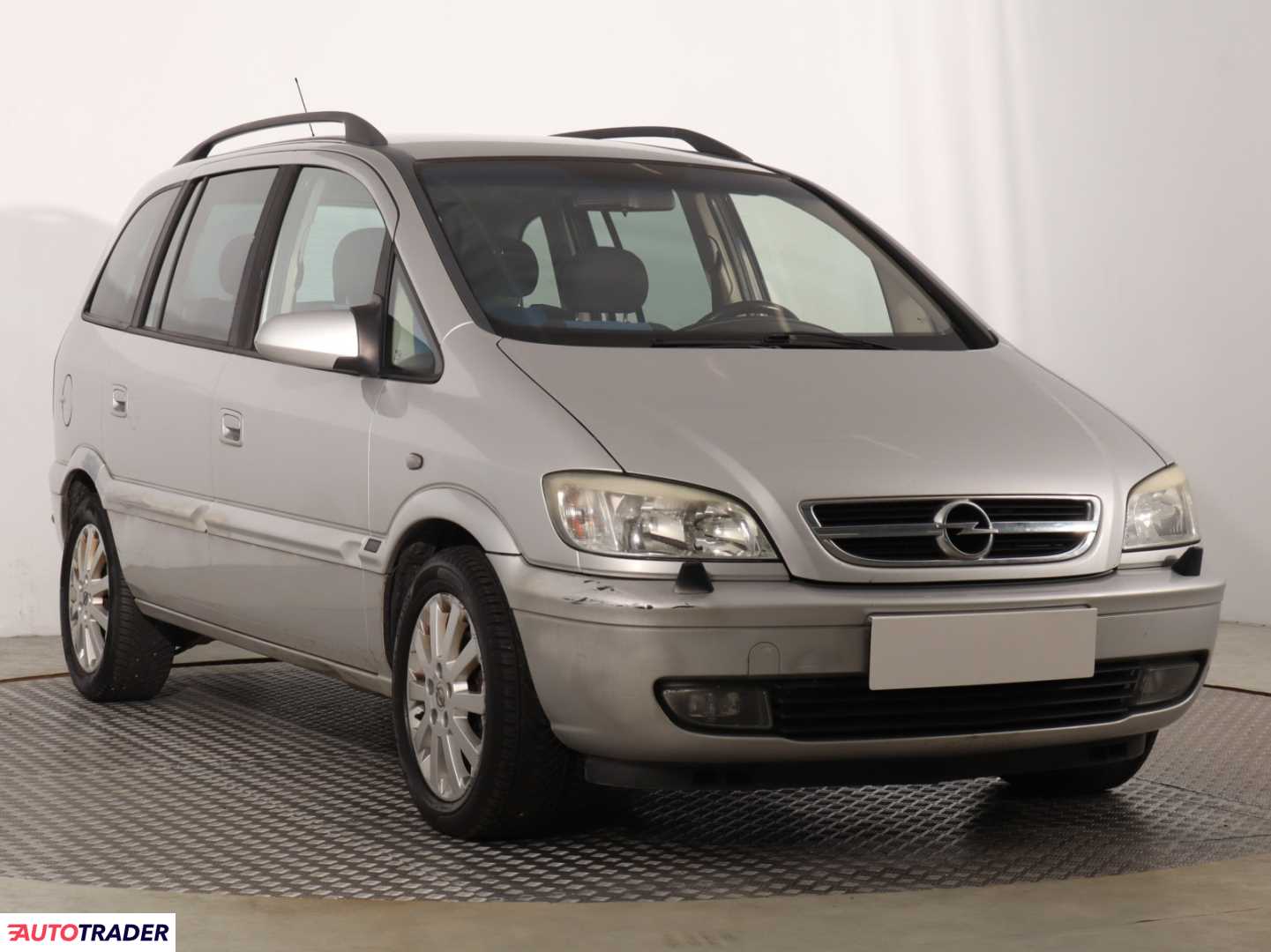 Opel Zafira 2004 2.2 144 KM