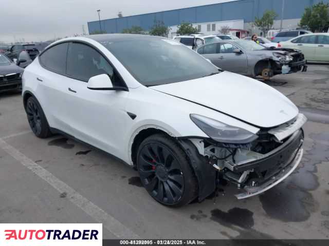 Tesla Model Y 2022 Tesla Model Y 2022